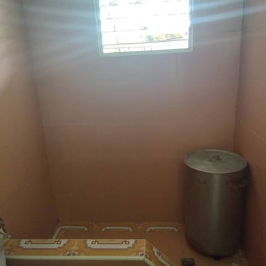SE VENDE UNA CASA EN LOS LIMITES DE BARBOSA.+53 5 9313841 - Img 88652186