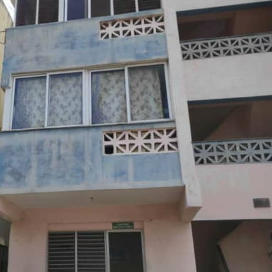Se vende en apto en zona de letras - 7/10