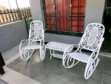 Lamparas y sillas con mesa de aluminio - Img 66953664