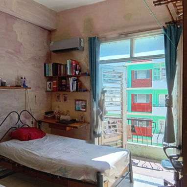 Vendo casa en centro habana, cayó hueso. A dos cuadras del hospital amejeiras - 6/10