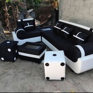 Juegos de sala , camas tapizadas y colchones , llamar al 52422734 o WhatsApp transporte incluido - Img 108646514