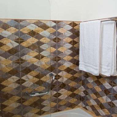 Apartamento de renta por noche 🏡✨ ¡HOSPÉDATE EN EL CORAZÓN DE LA HABANA VIEJA! ✨🏡  📍 Apartamento privado de 1 habitac - 7/10