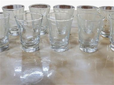 10 vasitos de cristal de licor - Img main-image-45850436