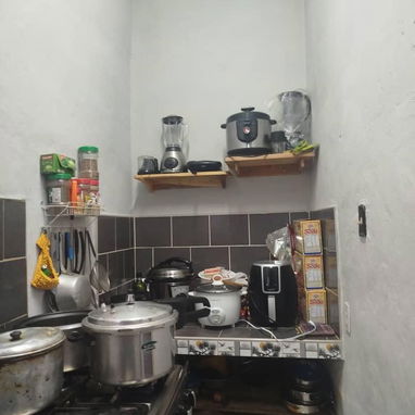 SE VENDE O SE PERMUTA APTO EN C.Habana EN CALLE LEALTAD A UNAS CUADRAS DEL AMEIJEIRAS* - Img 122071142