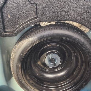 Vendo o negocioToyota Yaris, 2018 automático - Img 111695056