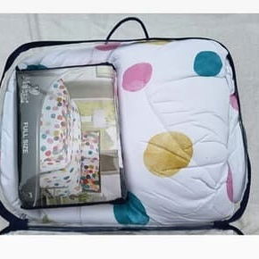 Edredón con juego de sabana (camero) 💰 40 USD. Set completo que incluye 5 piezas para vestir la cama con elegancia - 4/4