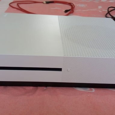 🔥REBAJA🔥 XBOX ONE S MODELO 1681 1TB + 1 MANDO - DE USO CON JUEGOS EN 180 USD O AL CAMBIO - Img 125003963