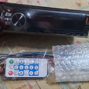 Reproductora de Carro con Bluetooth - Img 56302086