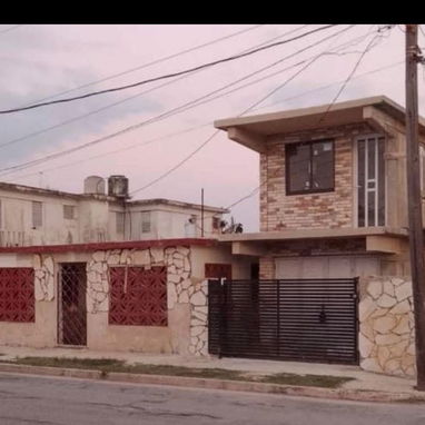 Vendo casa frente al mar en playa baracoa la Habana con todo adentro +17865231505 - Img 121529313