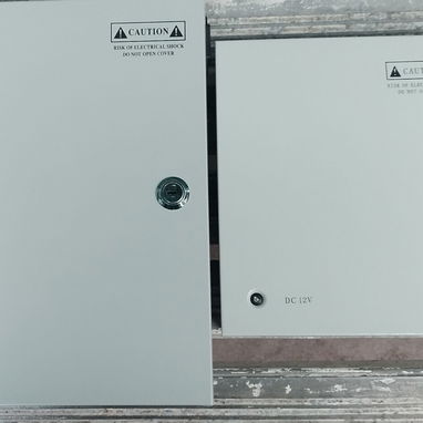 Gabinete con llaves Fuente CCTV 9ch 12V 10A, 18ch 12V 20A 58757374 - Img 112837661