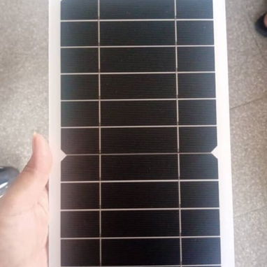 Se venden paneles solares de carga rápida para USB - 10/10