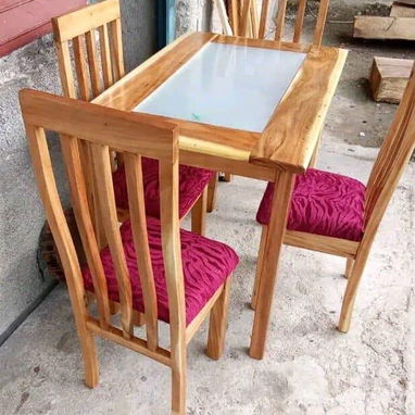 Juegos de mesa con sillas - 3/4