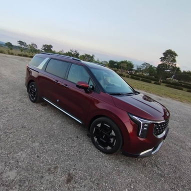 Vendo o negocio Kia Carnival, 2025 cero millas - Img 112277516