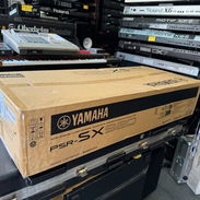 Yamaha PSR-SX920 61-key Arranger Workstation Keyboard in box - Img 58291771