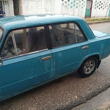Carro lada disponible - 3/3