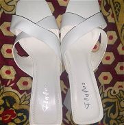 Zapatos de tacón cuadrado blanco - Img 45747329