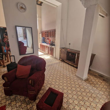 VENTA Casa Colonial 1870 en Habana Vieja · 3 cuartos · 98m² · Techos 5.70m · Reparada · $49,000 USD - Img 111859343