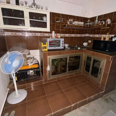 CASA EN PLANTA BAJA — BOYEROS, WAJAY con garaje y piscina✨🏡 - 9/10