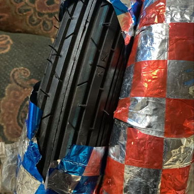Gomas nuevas de moto - 2/3