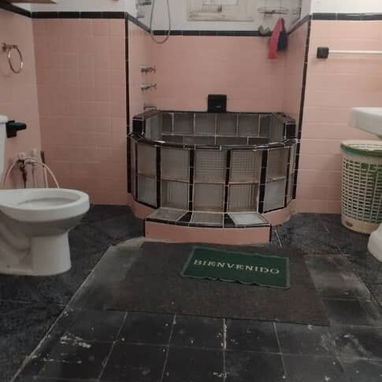 CASA TOTALMENTE INDEPENDIENTE  🏡🏡🏡 331 metros cuadrados  Cerca de 13 y 84. PLAYA - Img 119358821