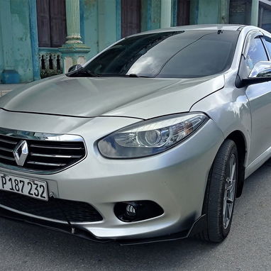 Vendo Renault Fluence del 2014 - 5/9
