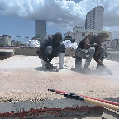 Despacho de Arquitectura ofrece EMPLEO PARA ALBAÑILES multioficios, Obras en VEDADO Y PLAYA. - Img 125884145