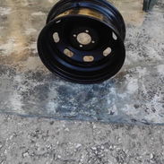Se cambia esta llanta 15 4x108 por una 16, en caso de que alguien venda la 16 también se compra - Img 56710841