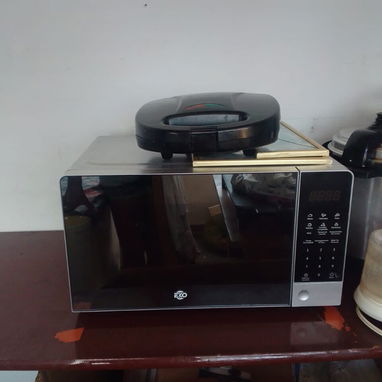 Vendo micro en 20mil cup   Cocina de inducción con cazuela 28 mi l cup   Nevera en 180 USD Escribir al 58965337 - 3/3