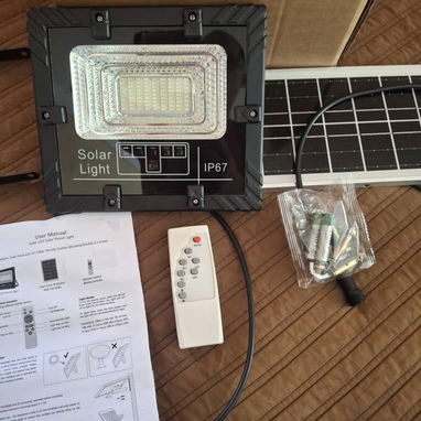 🔆 Lámpara Solar 100W + Panel Solar 3W. Batería: LiFePO4  de  3,2 V/1800mAh. IP67 - Img 117003849