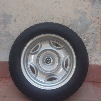Gomas de triciclos - Img 123560479