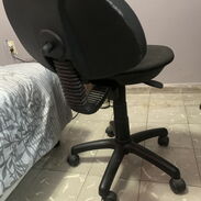 Se vende silla de pc/oficina - Img 45567931