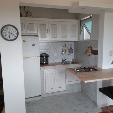 renta apartamento independiente de 2 habitaciones en el vedado. - Img 124450040