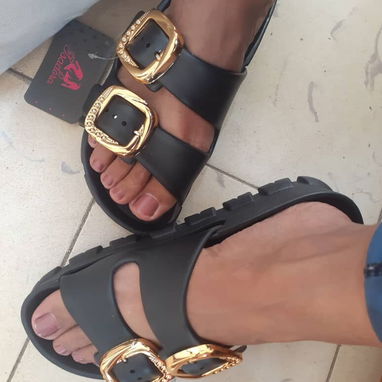 Sandalias engomadas - Img 124338861