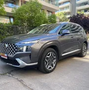 Hyundai santa fe del año 2022 Full límited con todos los extra techo de cristal panorámico,pintura de fábrica - Img 45573914