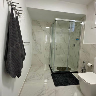 🏤⚡️Casa de lujo con piscina en renta con repaldo energetico en el Vedado/Alquiler de casa en La Habana/Accomoddation - Img 125765141