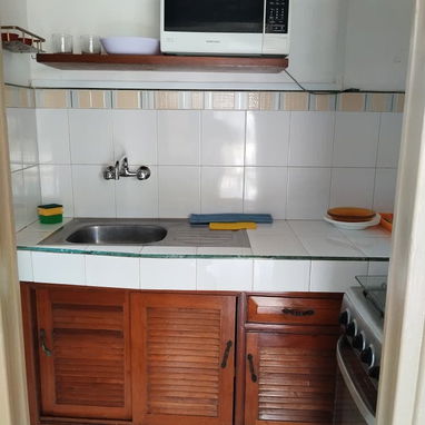 Renta de apartamento por tiempo indefinido en el vedado. Alquiler de apartamento por largas temporadas en el vedado - 8/10