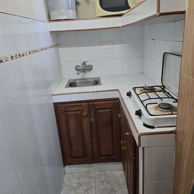 Alquiler Aptos 1 cuarto, sala, baño y cocina en 23 / I y J 52841235 - Img 121078878