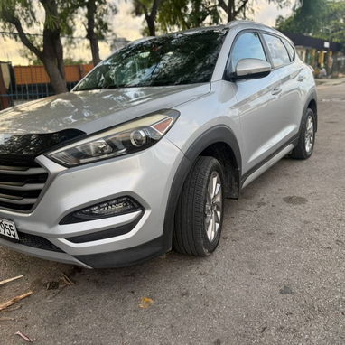 Vendo o negocio yhunday Tucson del 2018 motor 1.6 con turbo - Img 102544141