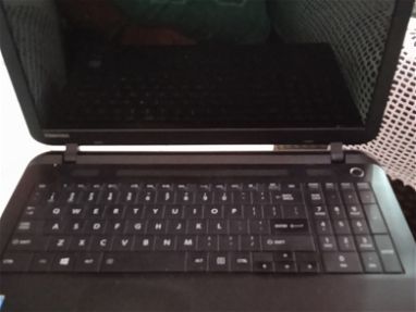 Vendo laptop Toshiba - Img 65039250