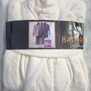 Albornoz (talla L) varios colores - Img 57753400