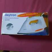 VENDO PLANCHA MARCA DAYTRON NUEVAN - Img 56211053