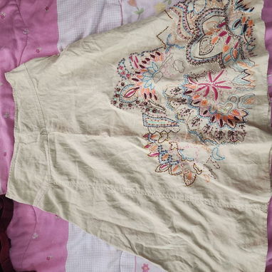 Ropa de poco uso en buen estado - Img 118244085