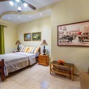 Apartamento de lujo en el corazon del Vedado. No se va la luz! - Img 52666519
