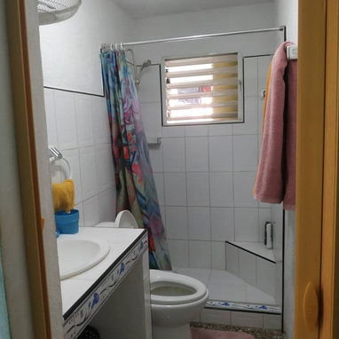 *$7000usd. En venta apartamento (3er piso) en Guanabacoa. EL roble. - Img 118511396