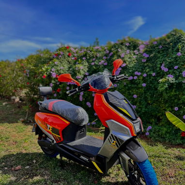 MOTOS ELÉCTRICAS TOP MAQ E4 - 2/3