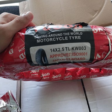 Venta de gomas de moto y triciclo - 3/6