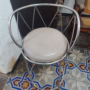 Vendo banquetas de uso - Img 57513668
