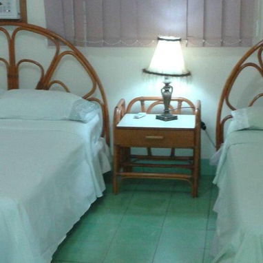 ■RENTA LINEAL■ APTO.INDEPENDIENTE 2 HABITACIONES, 2 BAÑOS, BALCÓN. CERCA DEL HOSPITAL AMEIJEIRAS Y UNIVERSIDAD DE LA HAB - Img 124142741