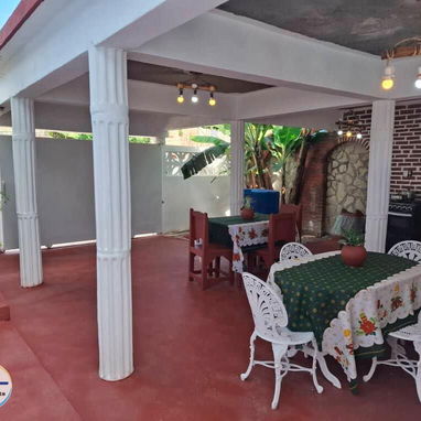 Alquiler de Casa en Playa Guanabo – Piscina y Jacuzzi - Img 103411546