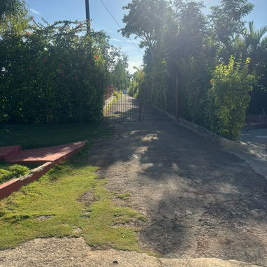 🔑🏠...HABANA+INMOBILIARIA...🏠🔑 📌...SE VENDE PROPIEDAD INDEPENDIENTE CON PISCINA EN LA LISA... - 10/10